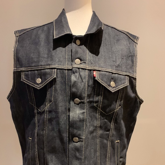 Large Levi’s denim vest dark blue - Picture 5 of 12